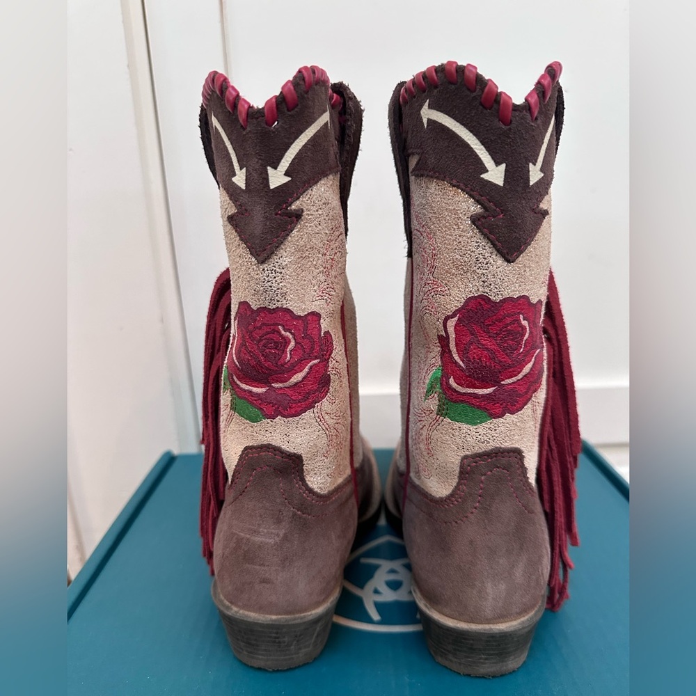 EUC ARIAT X RODEO QUINCY FUTURITY FRINGE COWBOY BOOTS CHOCOLATE SUEDE AND RUBY - Picture 5 of 8